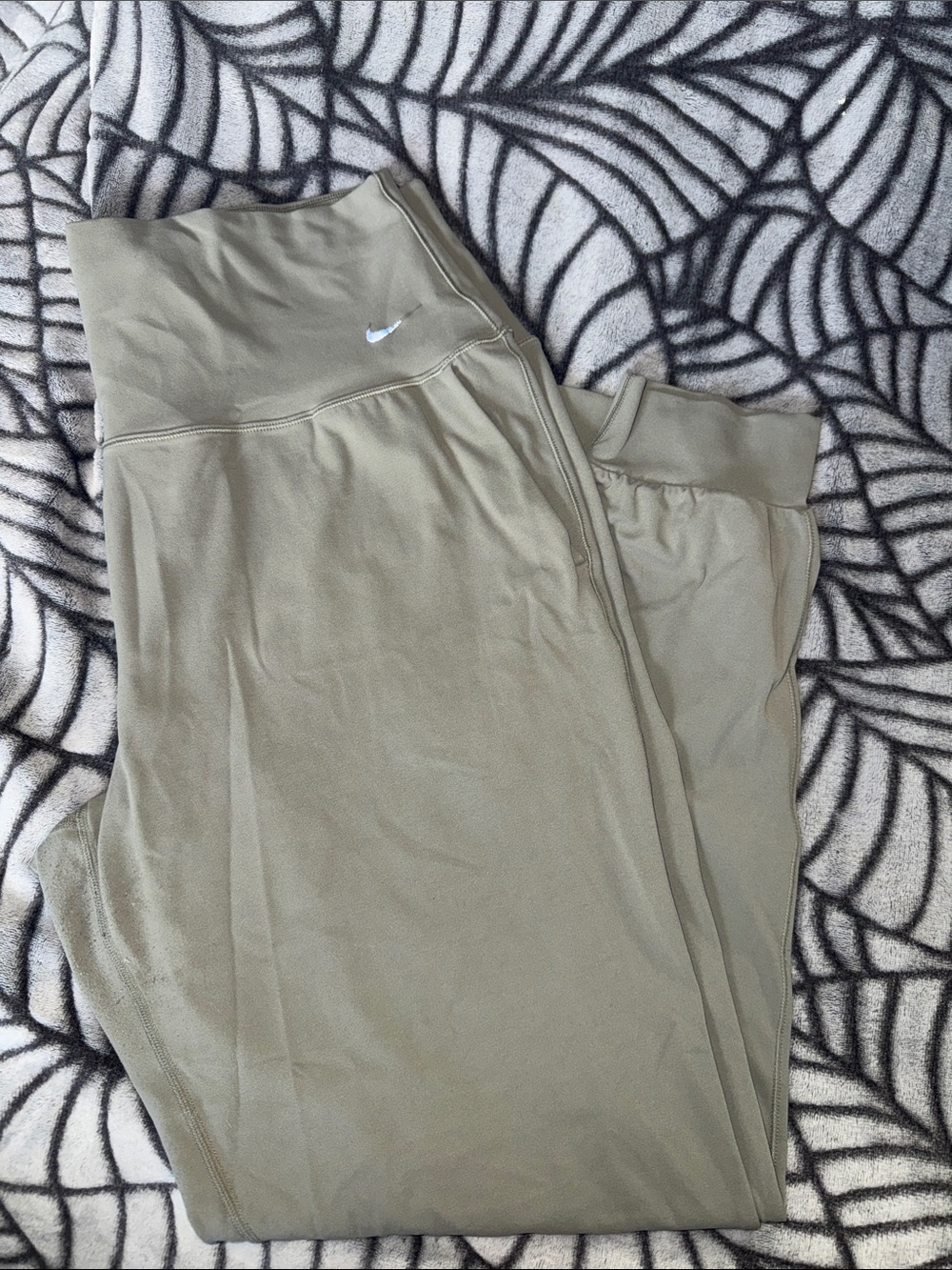 Light Green Nike Dri Fit Zenvy Jogger Lounge Pants - Size XL